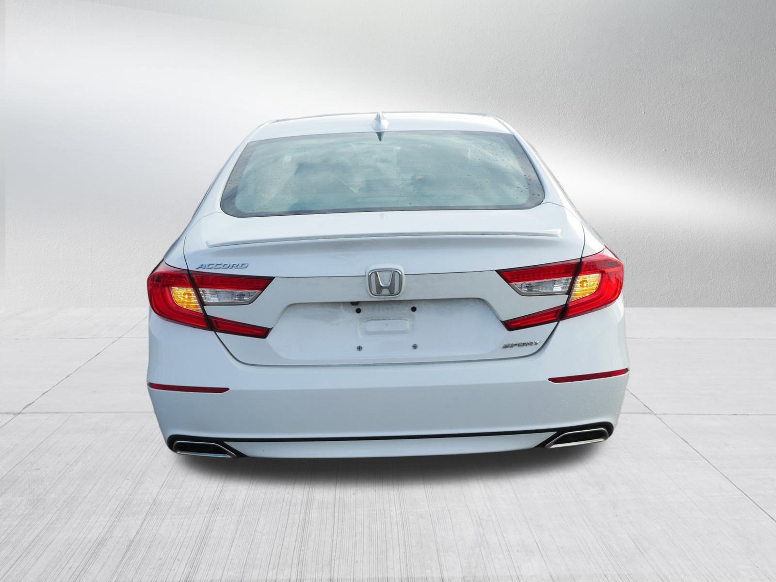 2019 Honda Accord Sport photo 4