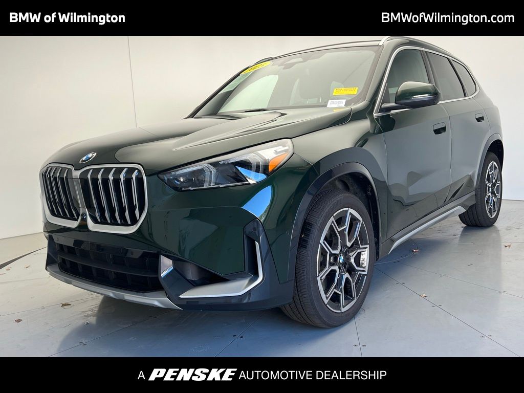 2025 BMW X1 28i's photo