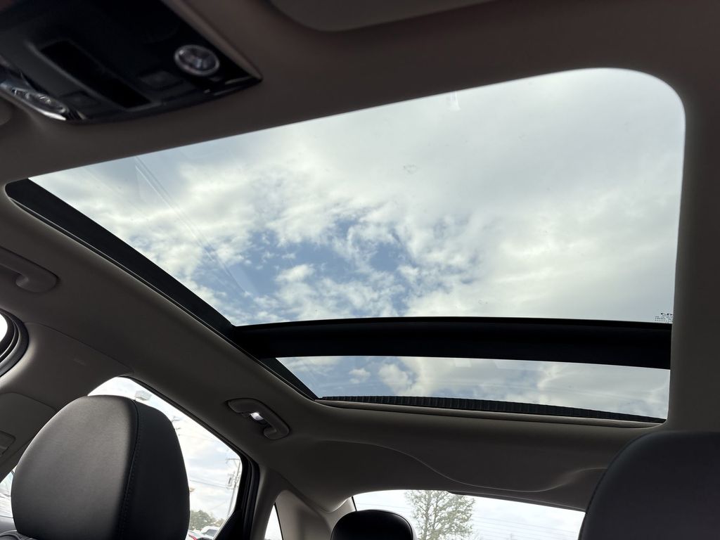 2025 Kia K5 EX photo 25