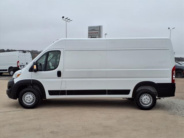 2025 Ram ProMaster 2500 photo 3
