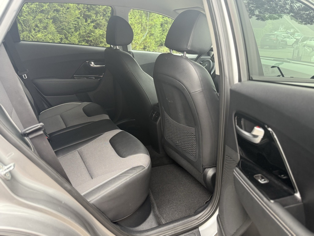 2022 Kia Niro EV EX photo 15