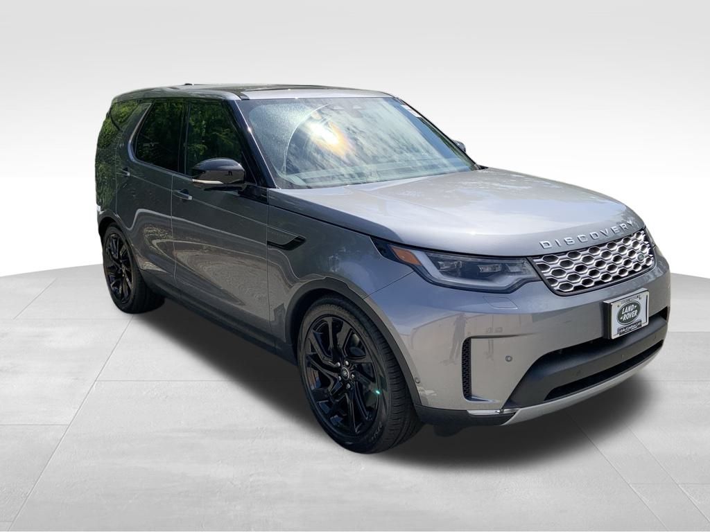 2025 Land Rover Discovery S photo 3