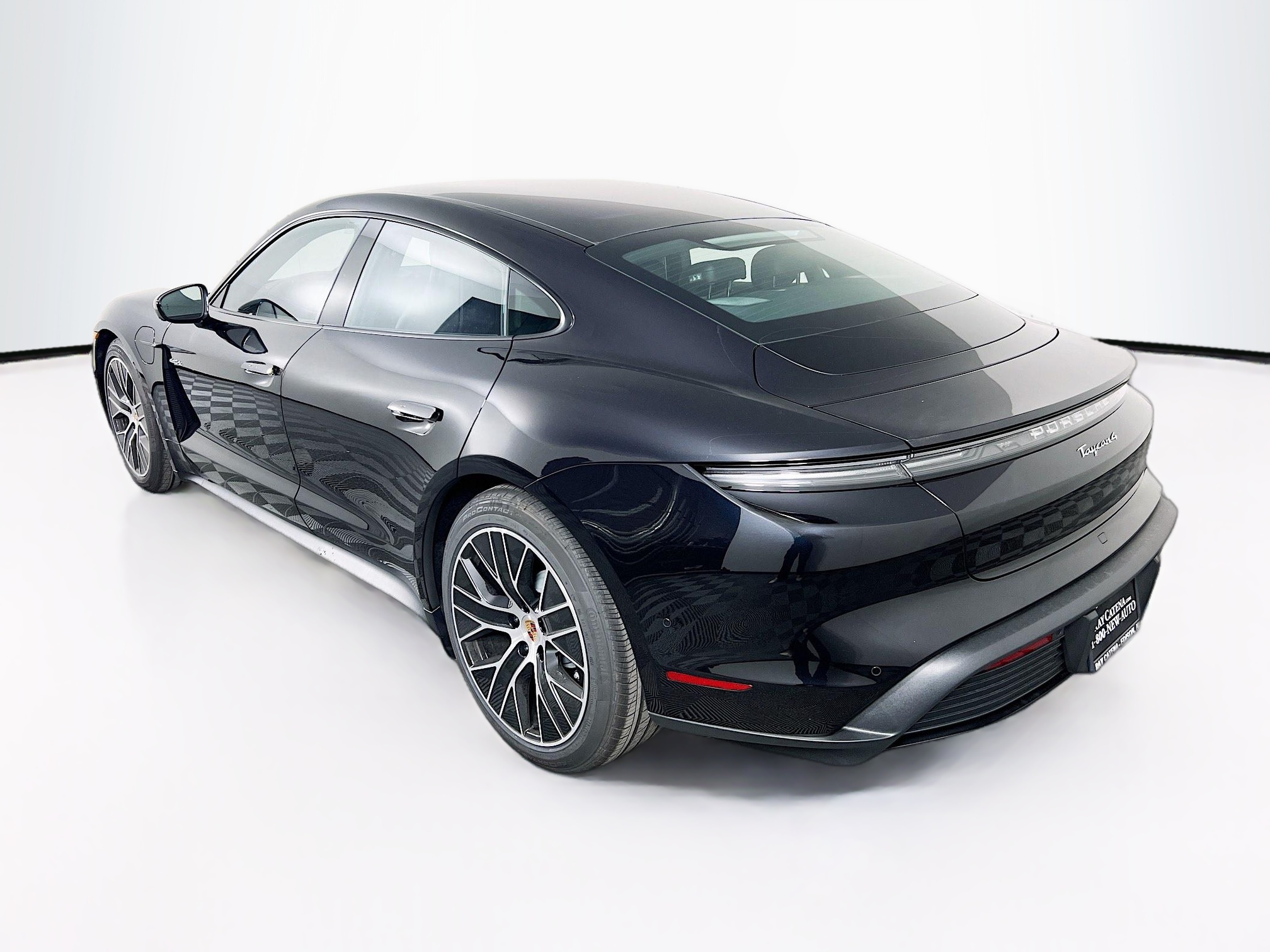 2026 Porsche Taycan 4 photo 3