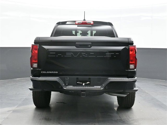 2026 Chevrolet Colorado Trail Boss photo 2