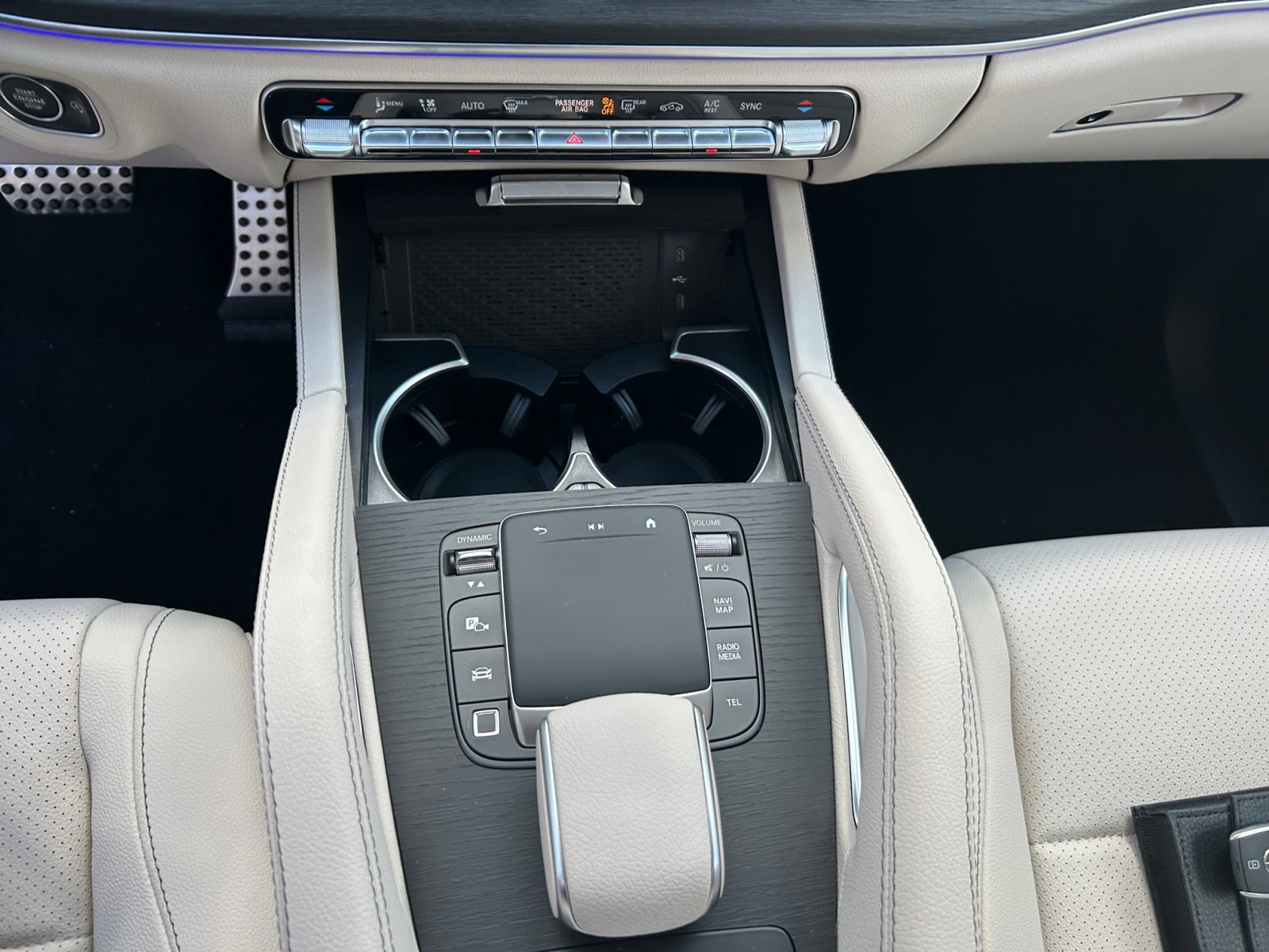 2025 Mercedes Benz GLS 450 4MATIC photo 28