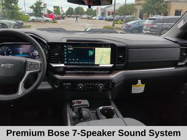 2025 Chevrolet Silverado 1500 LT Trail Boss photo 2