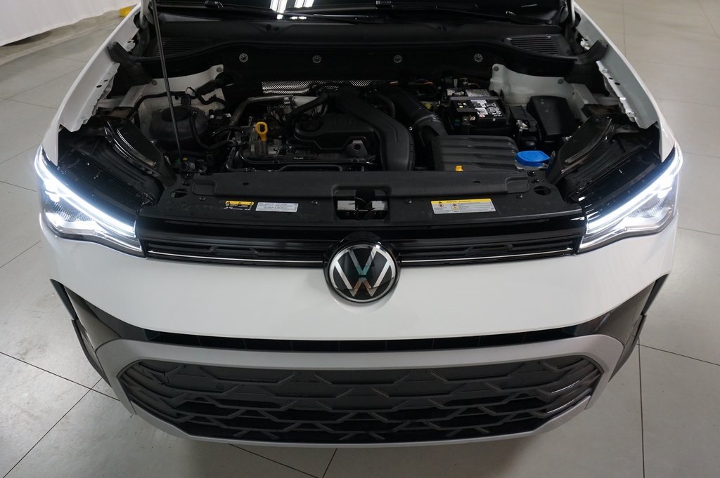 2025 Volkswagen Taos SE photo 22