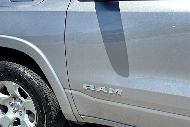 2025 Ram 1500 Big Horn Lone Star photo 25