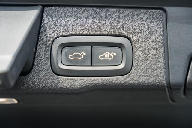 2021 Volvo XC60 Inscription photo 10