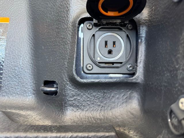 2022 Chevrolet Silverado 1500 LT photo 6