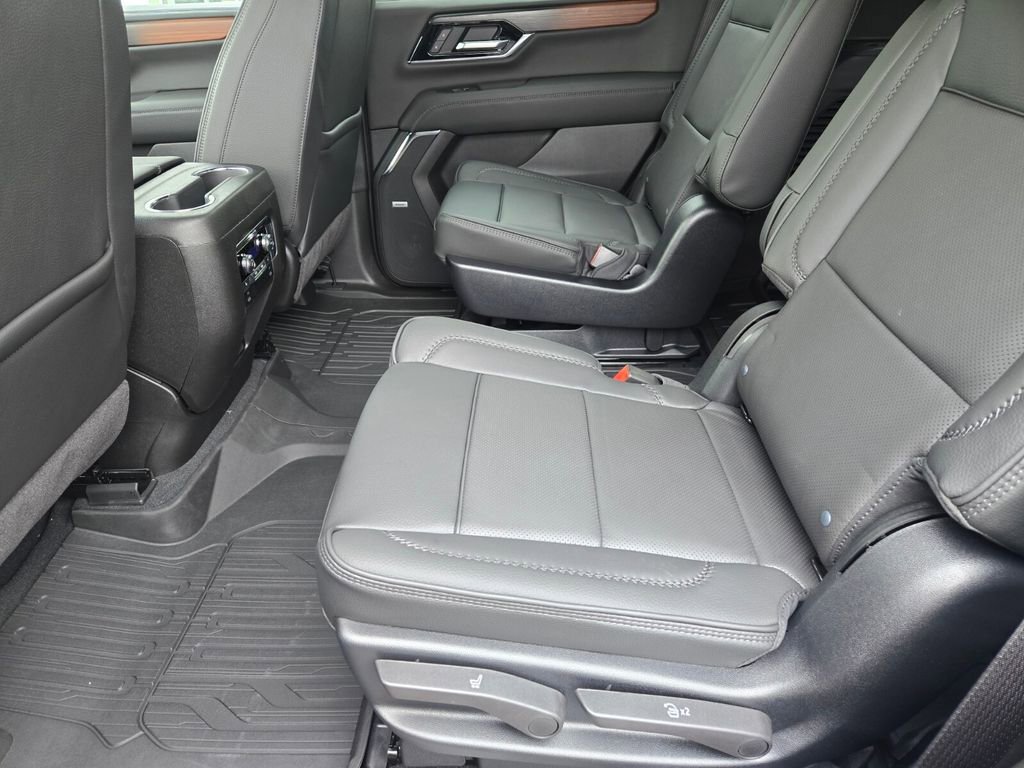 2026 Gmc Yukon Denali photo 4