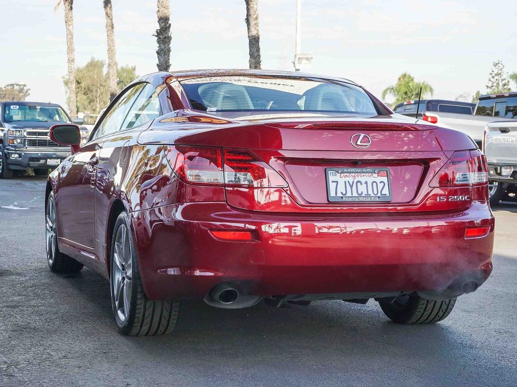 2015 Lexus IS 250 photo 6