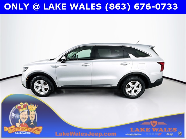 2021 Kia Sorento LX photo 4