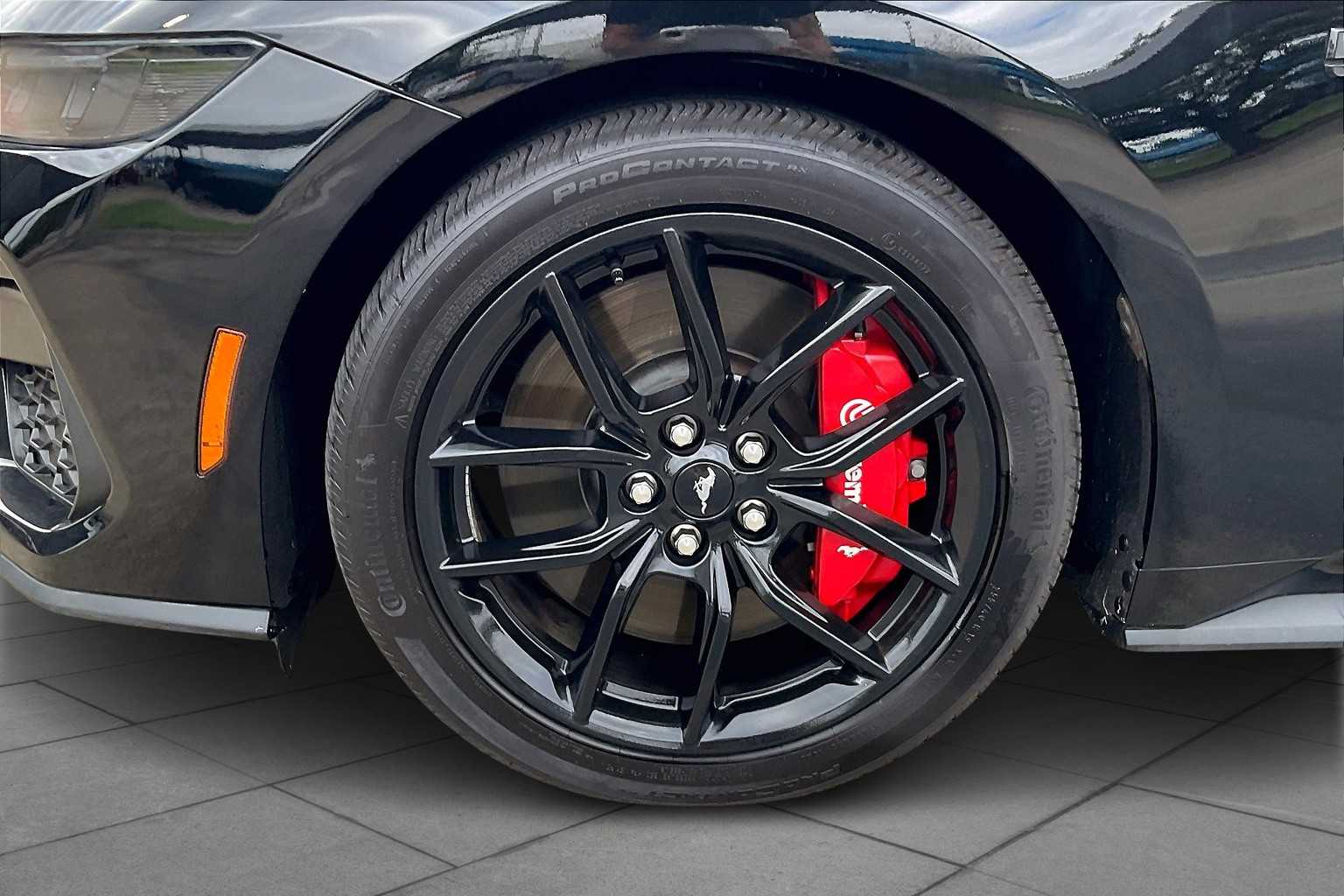 2024 Ford Mustang GT Premium photo 9