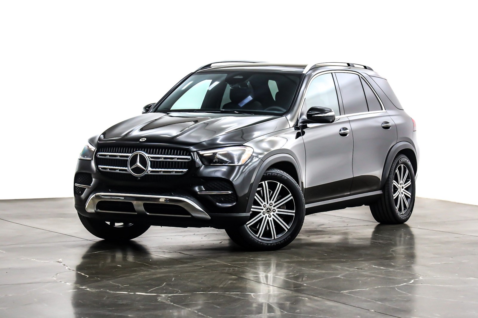 2025 Mercedes-Benz GLE GLE450's photo