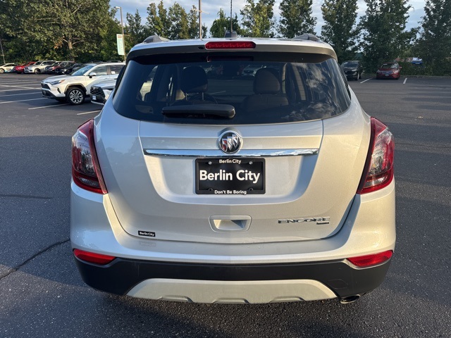 2022 Buick Encore Preferred photo 4