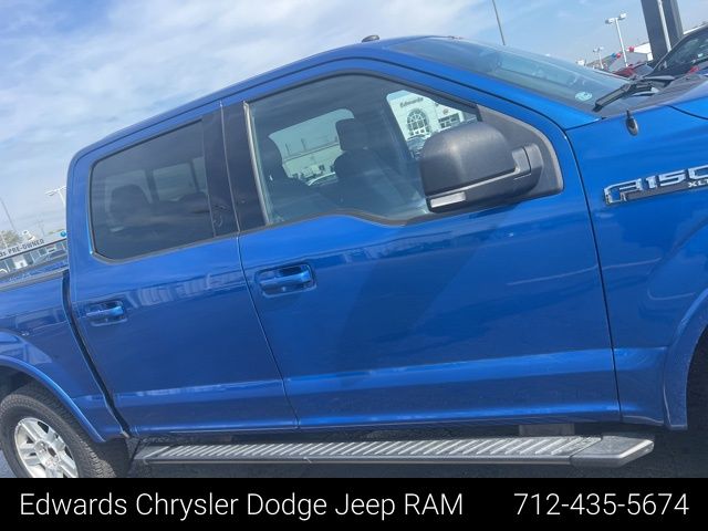 2017 Ford F-150 XLT photo 8