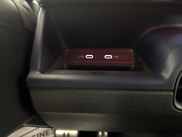 2025 Volkswagen ID. Buzz Pro S photo 16