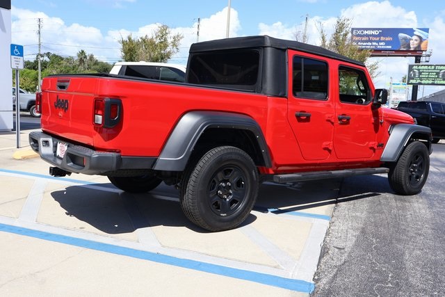 2022 Jeep Gladiator Sport photo 4