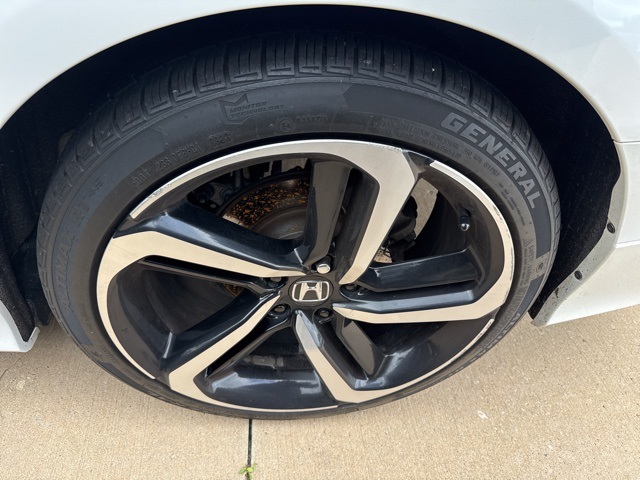 2018 Honda Accord Sport photo 4