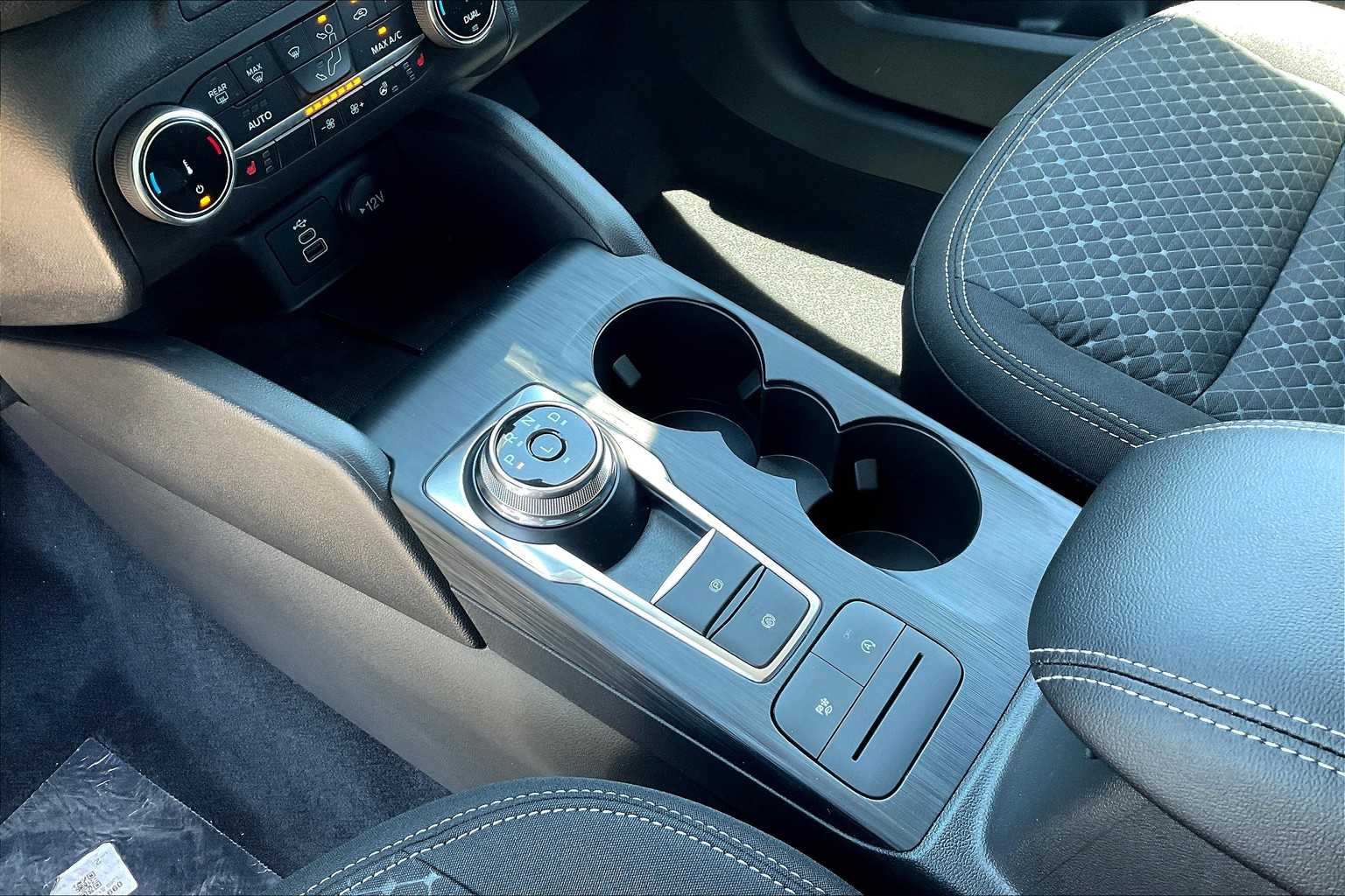 2025 Ford Escape Active photo 7