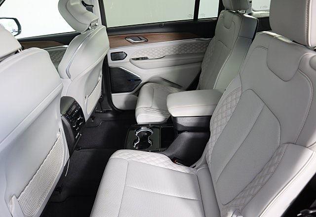 2021 Jeep Grand Cherokee L Summit photo 21
