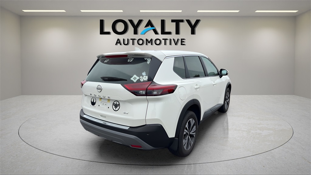 2023 Nissan Rogue SV photo 5
