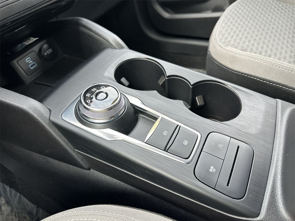 2022 Ford Escape SE photo 4