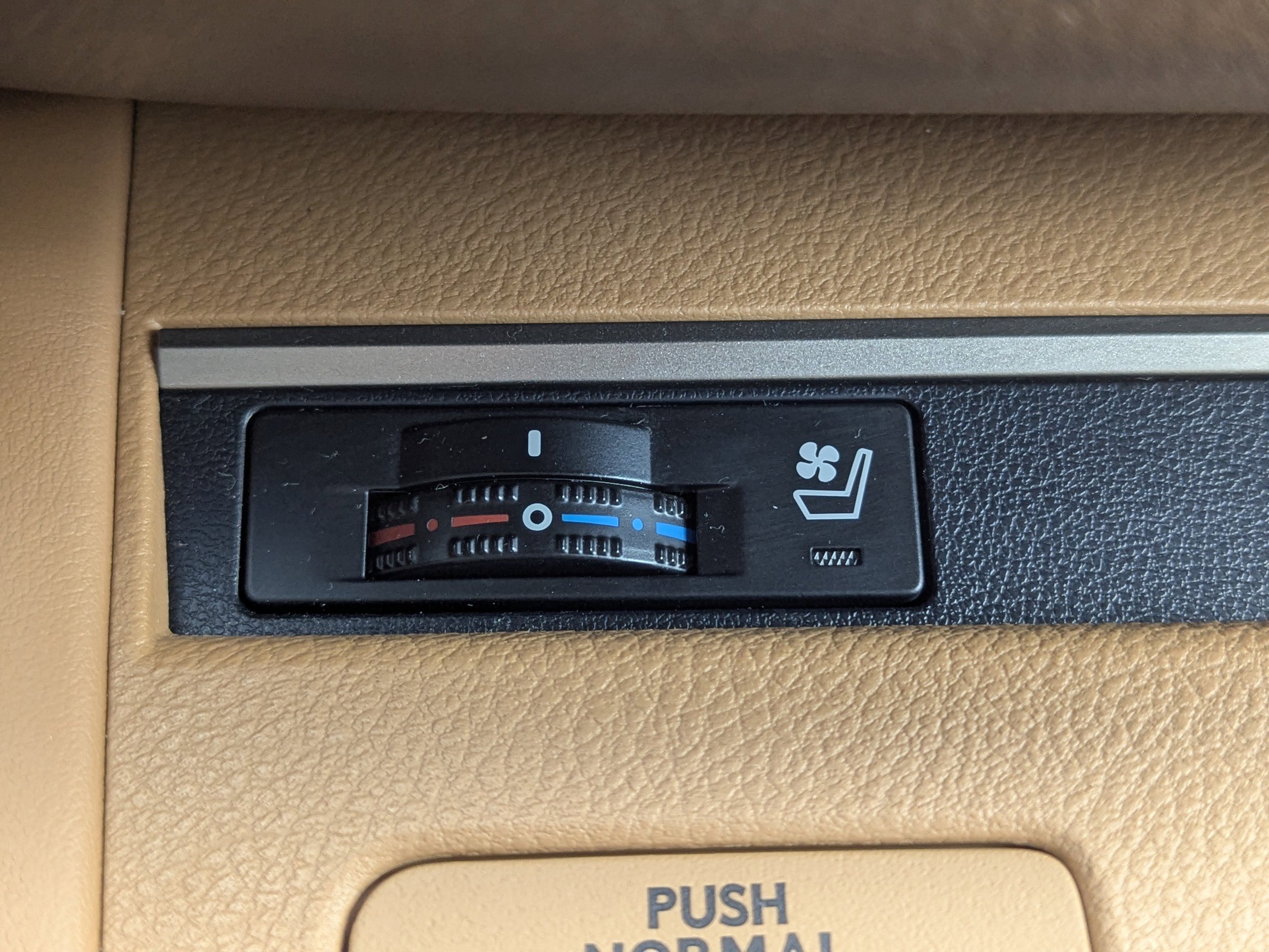 2017 Lexus ES 350 photo 26