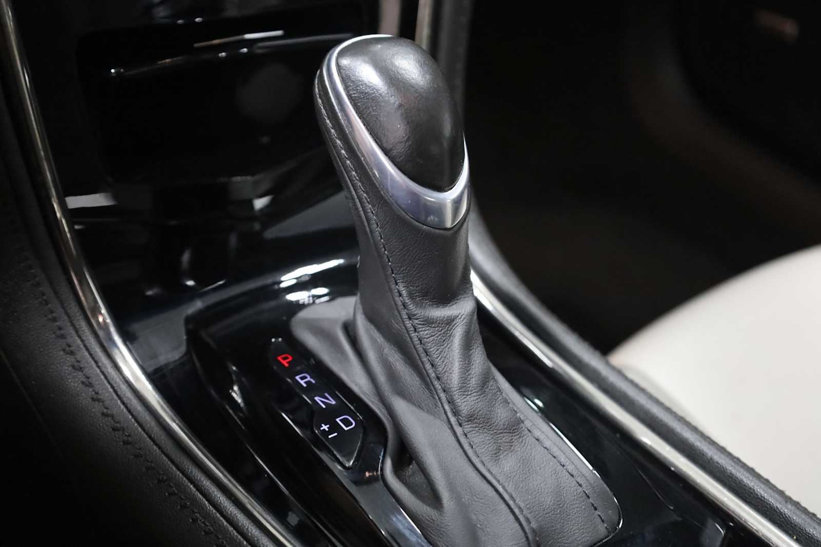 2015 Cadillac ATS Performance photo 24