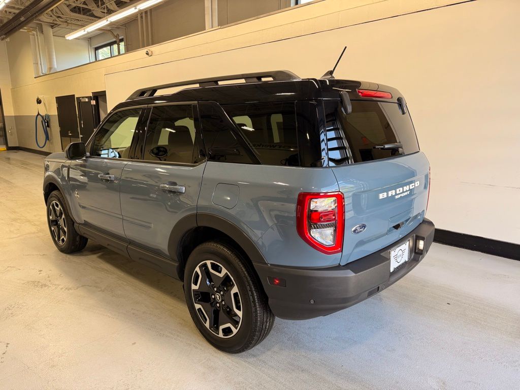 2024 Ford Bronco Sport Outer Banks photo 3