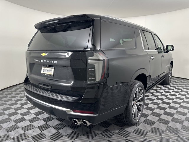 2026 Chevrolet Suburban High Country photo 2