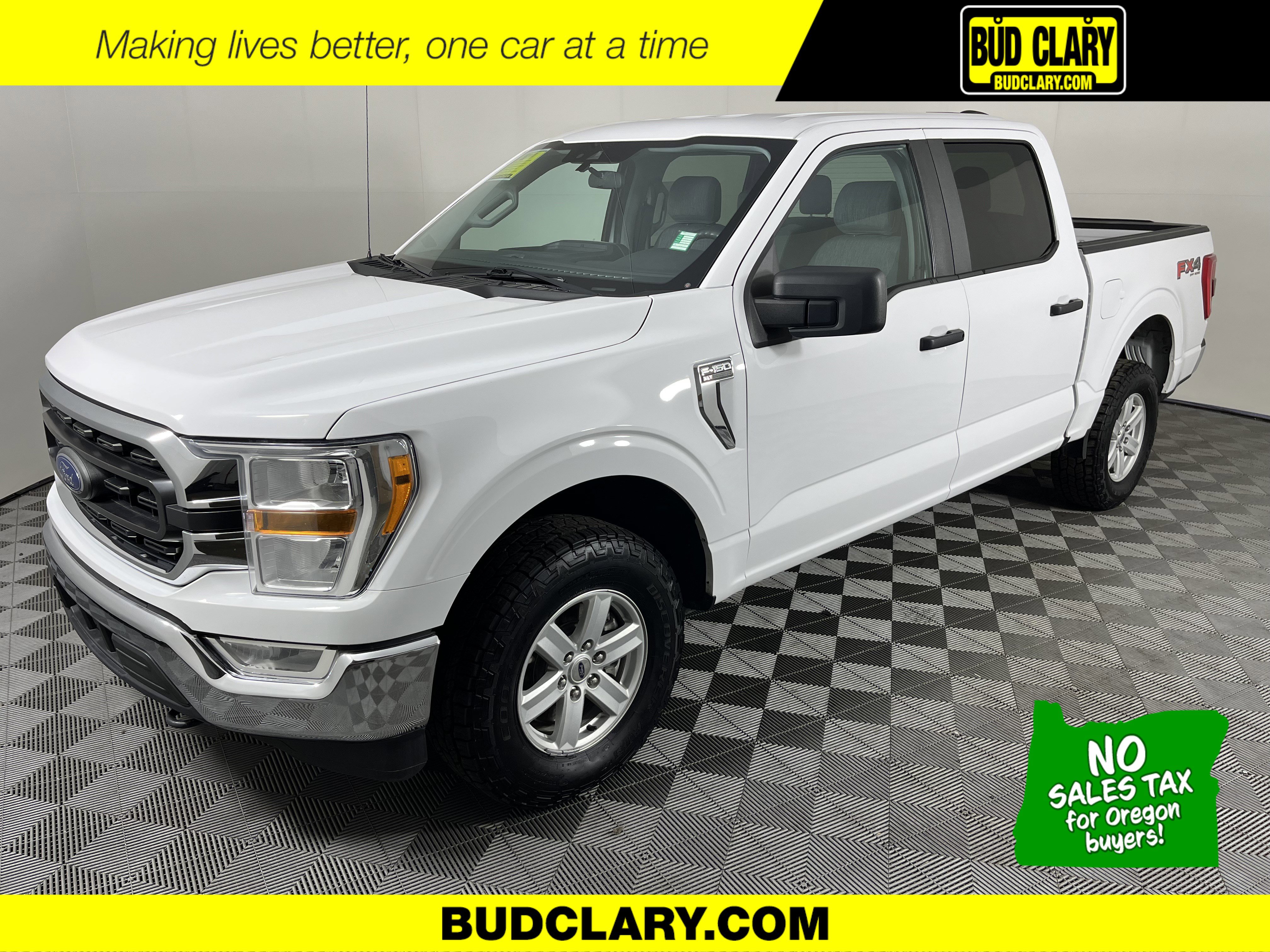 Used 2021 White Ford XLT image 1
