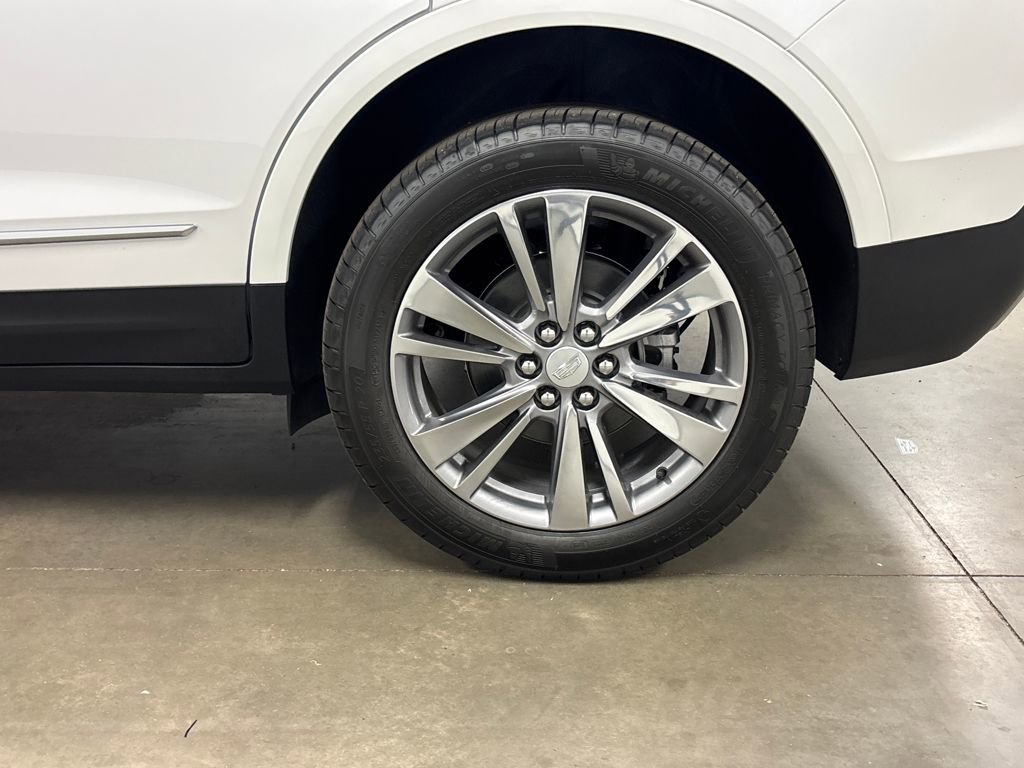 2025 Cadillac XT5 Premium Luxury photo 8