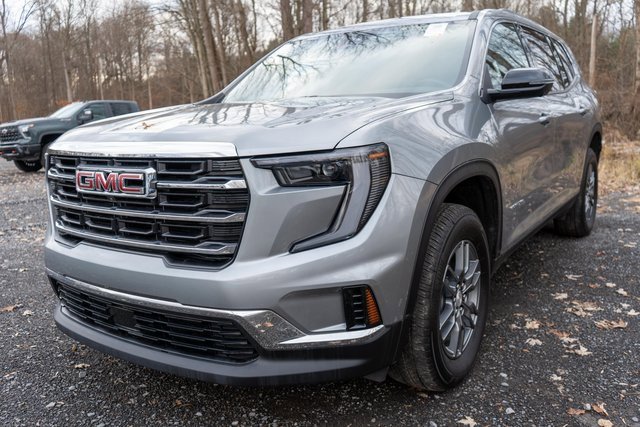 2025 GMC Acadia Elevation's photo