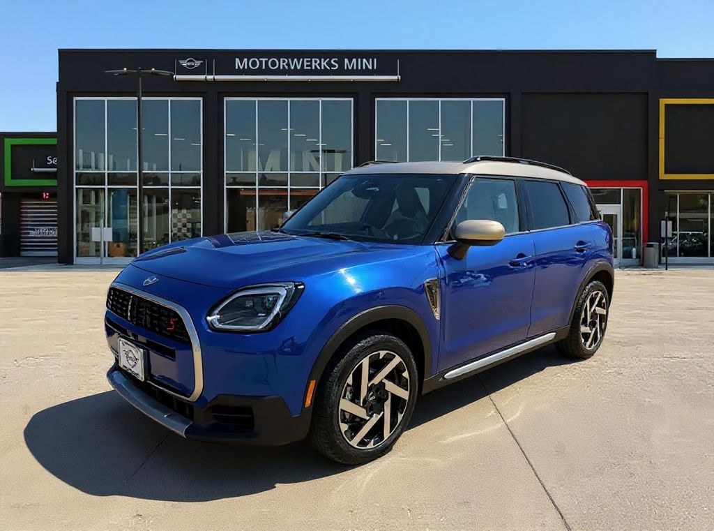 2025 MINI Countryman S's photo