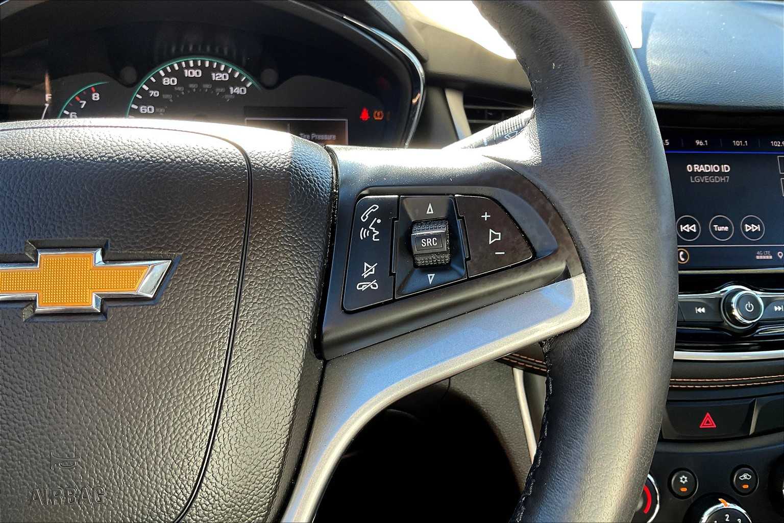 2021 Chevrolet Trax LT photo 18