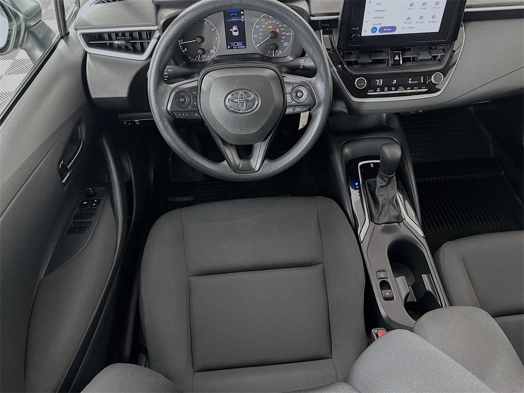 2023 Toyota Corolla LE photo 4