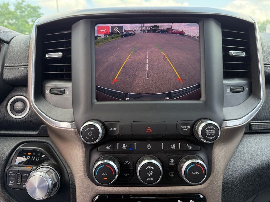 2022 Ram 1500 Laramie photo 17