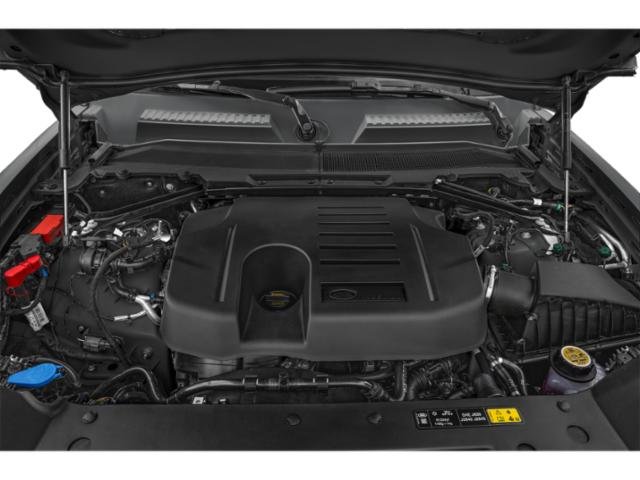 2025 Land Rover Defender 130 V8 photo 15