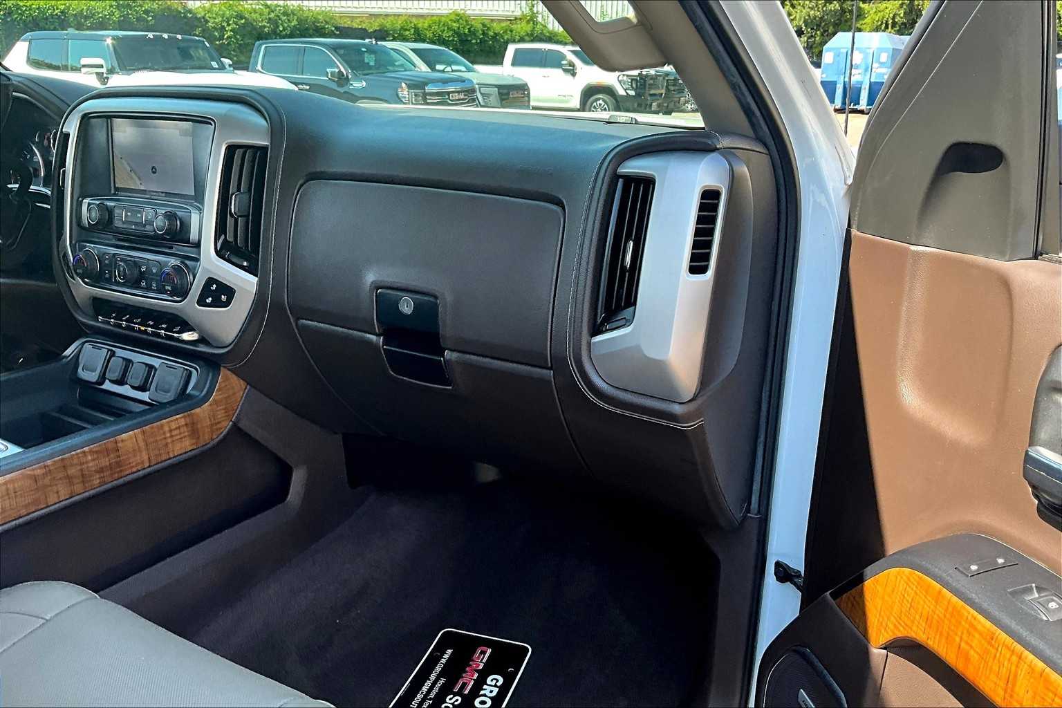 2018 Gmc Sierra 1500 SLT photo 16