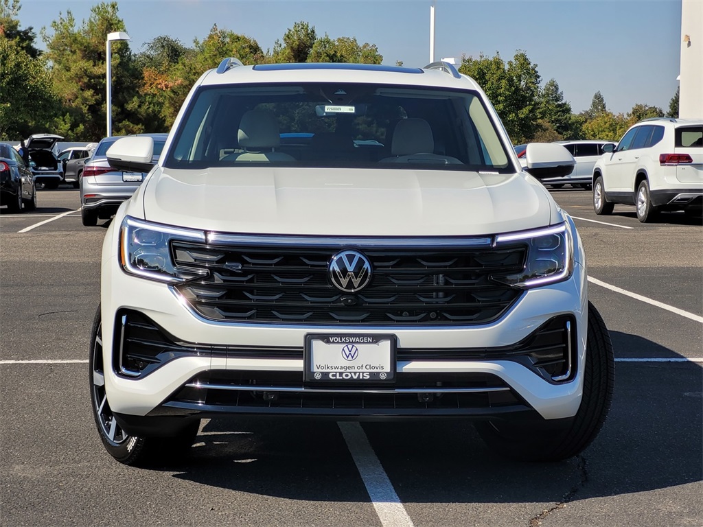 2026 Volkswagen Atlas SEL Premium R-Line photo 2