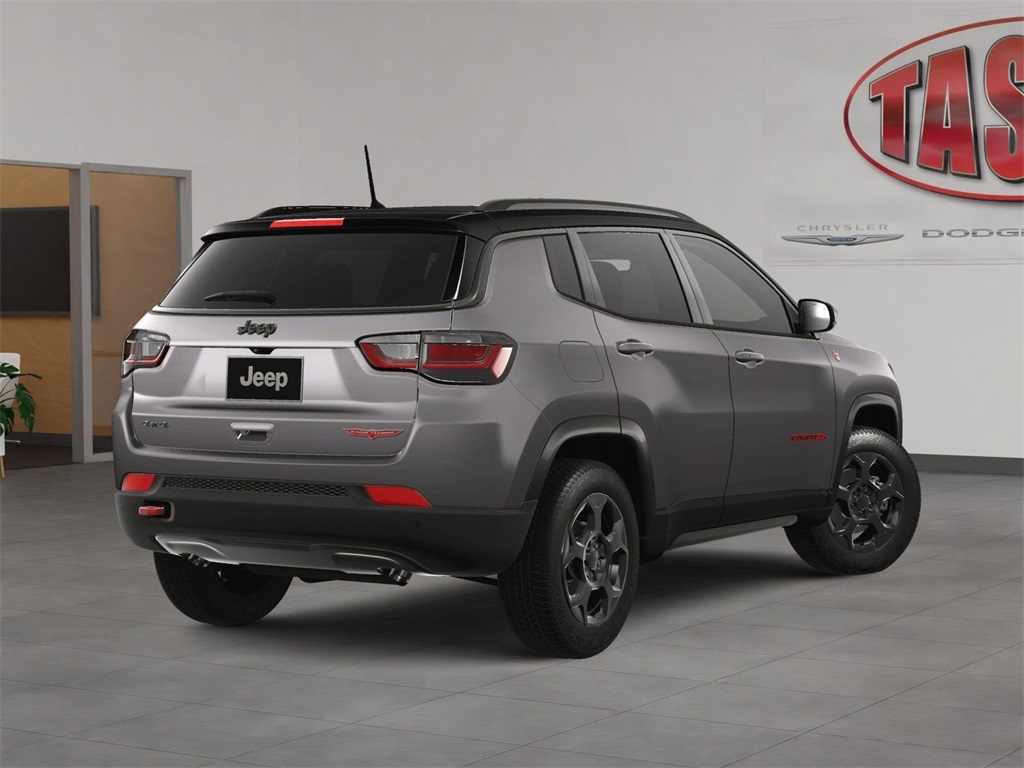 2023 Jeep Compass Trailhawk photo 3