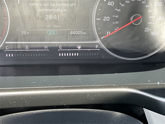 2022 Kia Sorento S photo 13