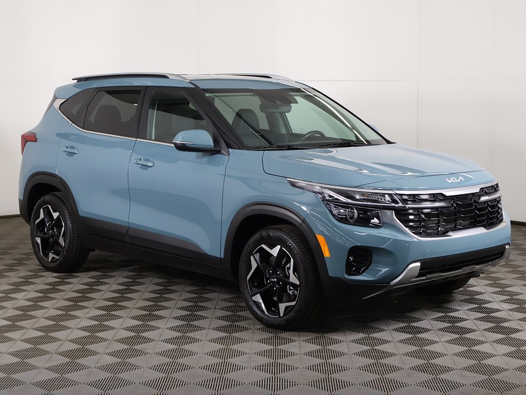 2025 Kia Seltos EX photo 2