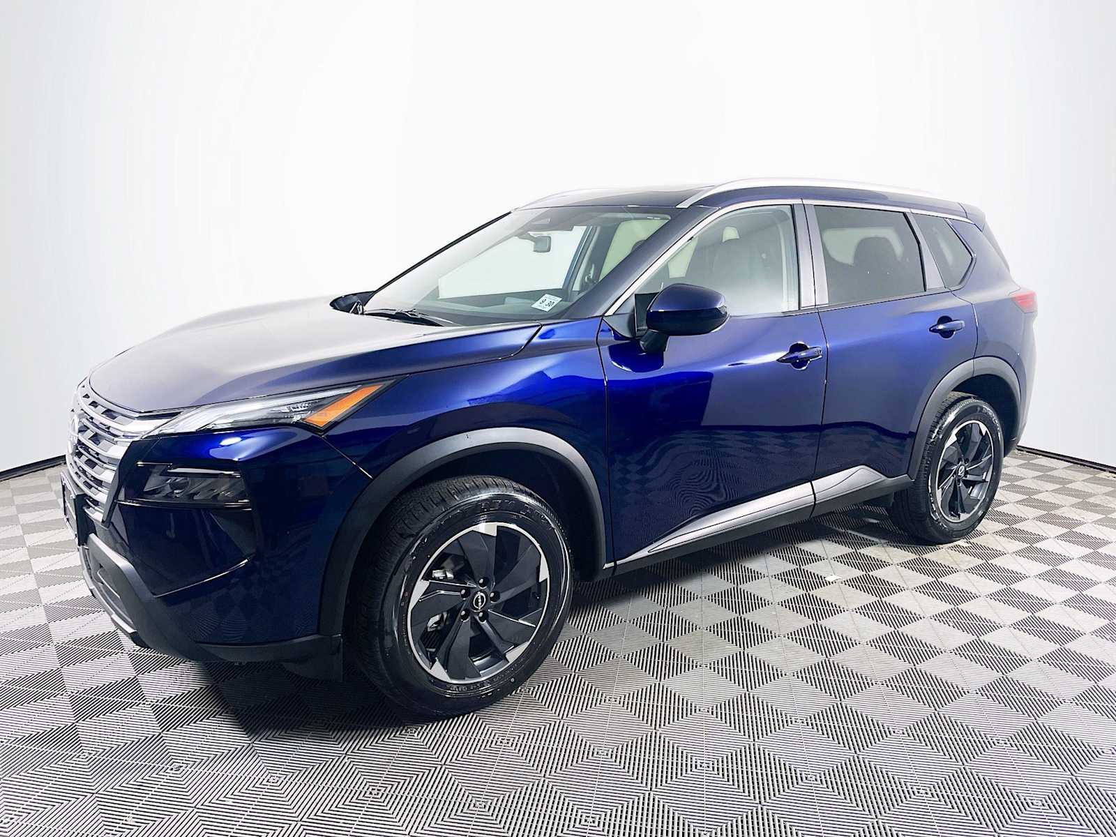 2026 Nissan Rogue SV's photo