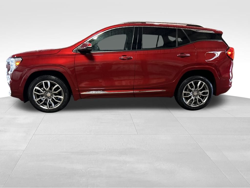 2022 Gmc Terrain Denali photo 3