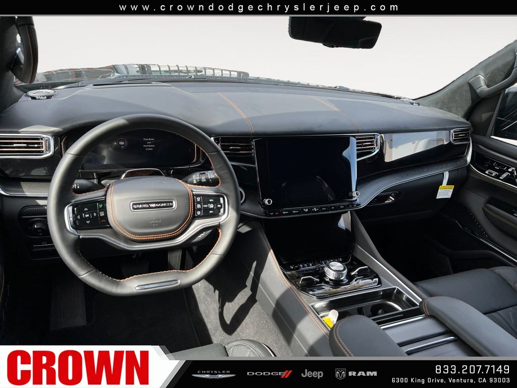 2025 Jeep Grand Wagoneer III photo 12