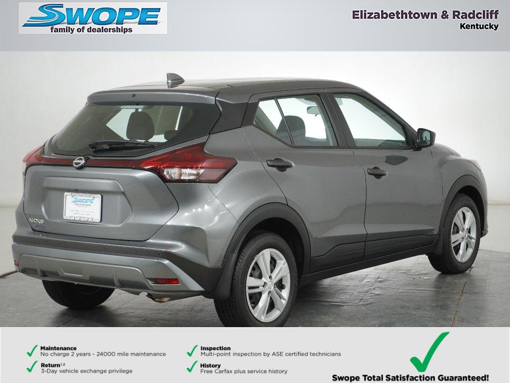2025 Nissan Kicks Play S photo 3