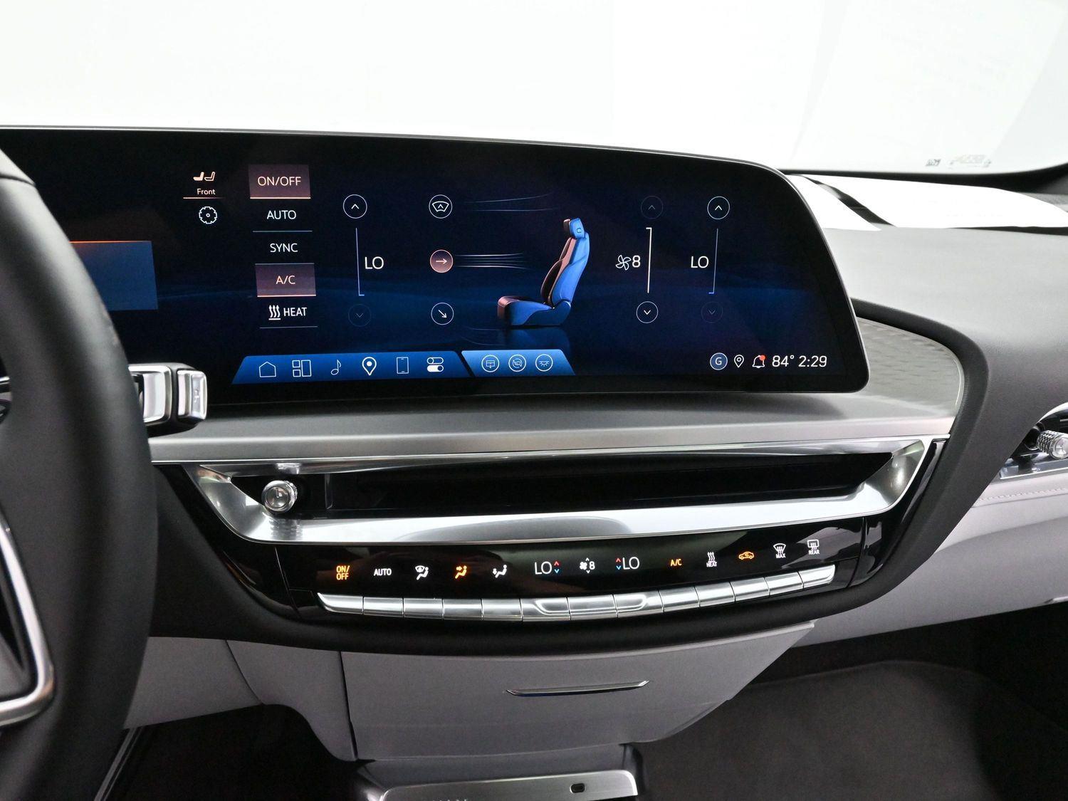 2024 Cadillac Lyriq Luxury photo 19
